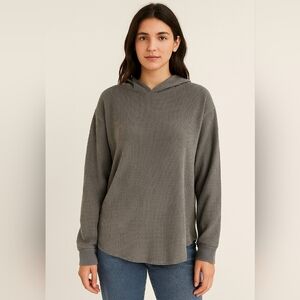 KUWALLATEE/ Grey waffle knit hoodie/ Size US L